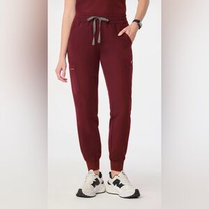 Figs Womens Uman Relaxed Jogger Scrub Pants in Maroon